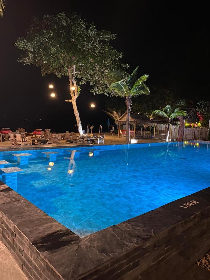 La Plage Resort & Beach Club Baan Tai Bagian luar foto